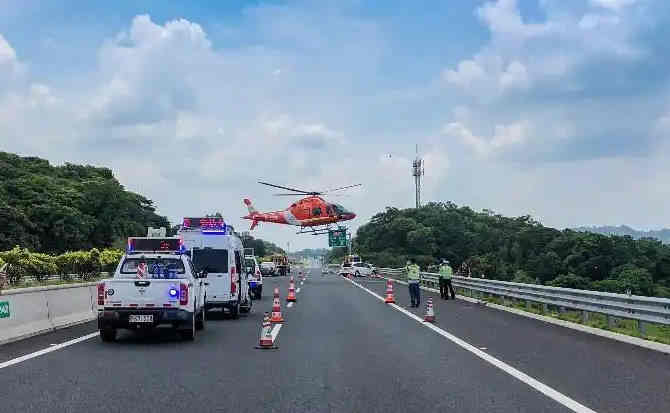三沙高速公路汽车救援案例